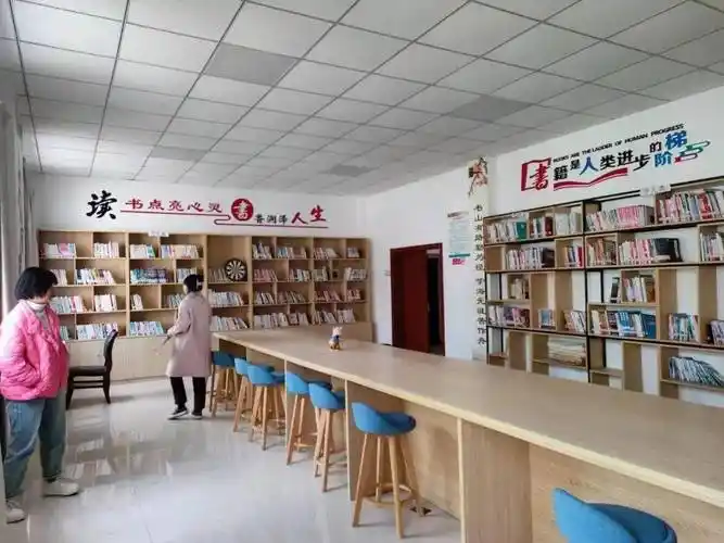 镇巴开展镇街道综合文化站评估定级工作督查