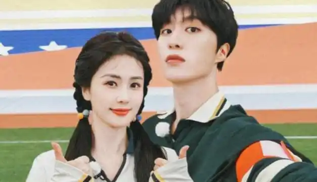 还有人迎合的表示,组cp也是《奔跑吧》擅长的,以前郑恺和angelababy的