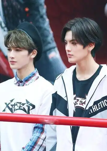 朱正廷毕雯珺喜欢一个人在一起的时候会很开心