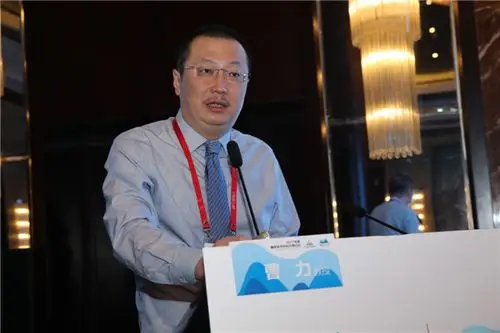 曹力教授发表演讲史占军教授发表演讲陈晓东教授发表专题演讲胡懿郃