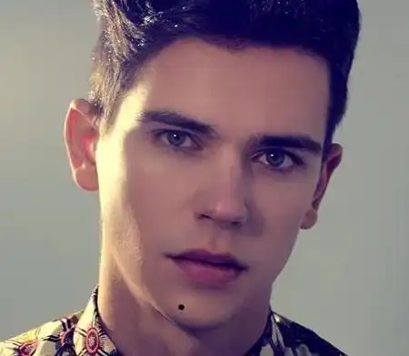 下巴长痣男人好吗