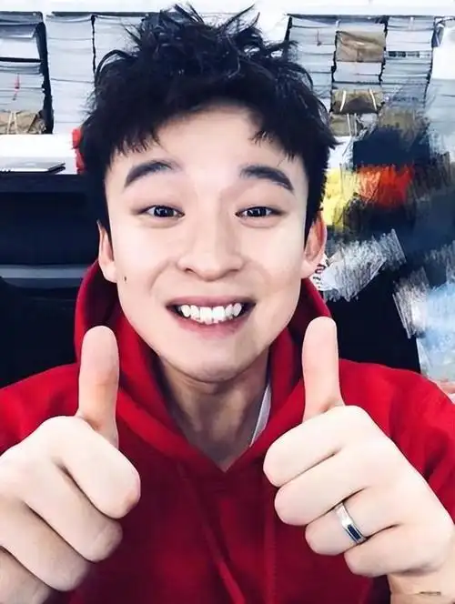 31岁的演员董子健终于在2024年初打了一场漂亮的翻身仗