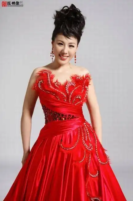 青年歌唱家王喆相册