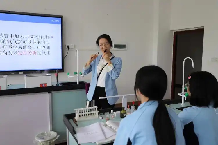 新篇——市教科所对九江金安高级中学(九江石化中学)开展教学管理视导