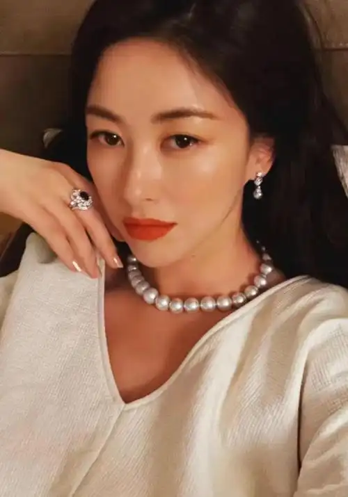 珍珠变年度王炸单品女明星都要抢着戴