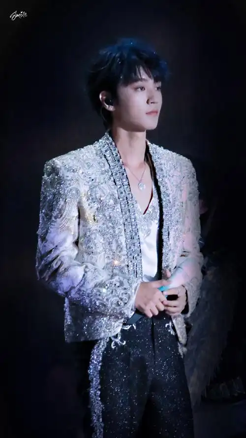 陪王俊凯奔赴每一个十年