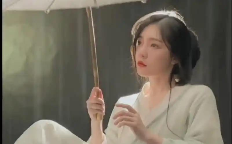 关晓彤撑伞古风仿妆合集那个惊艳到你