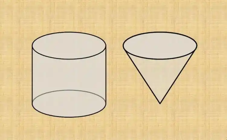 圆锥指的是圆锥面和一个截它的平面(满足交线为圆)组成的空间几何图形