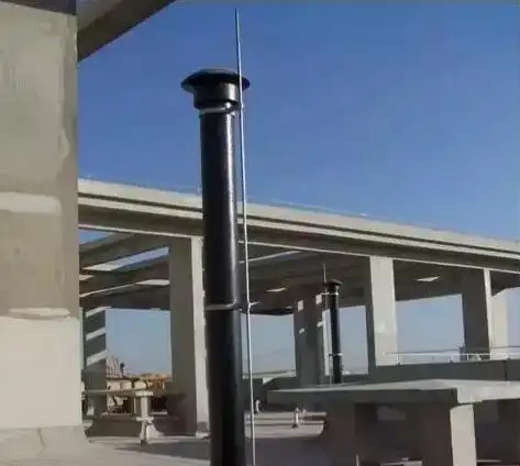 屋面明敷避雷网时,重要建筑可使用10m*10m的网格,一般建筑物采用20m*