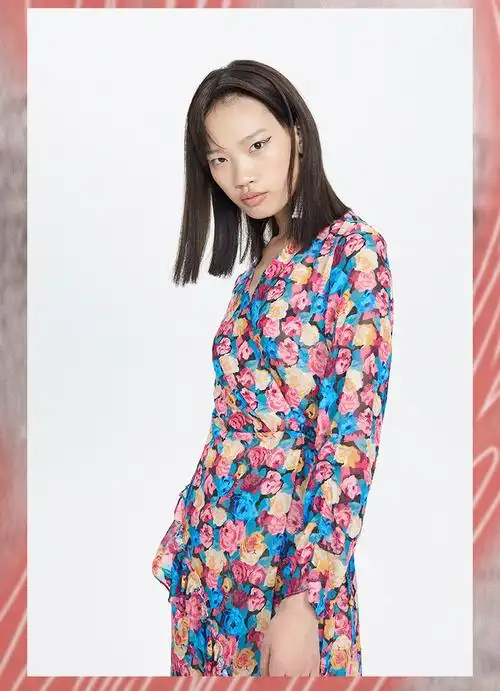 【designerwomenswear】uooyaa/乌丫18秋冬新品专柜正品收腰复古层次