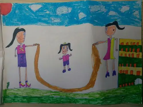 上学期最难忘的,就是体育张老师带着大家一起训练跳绳