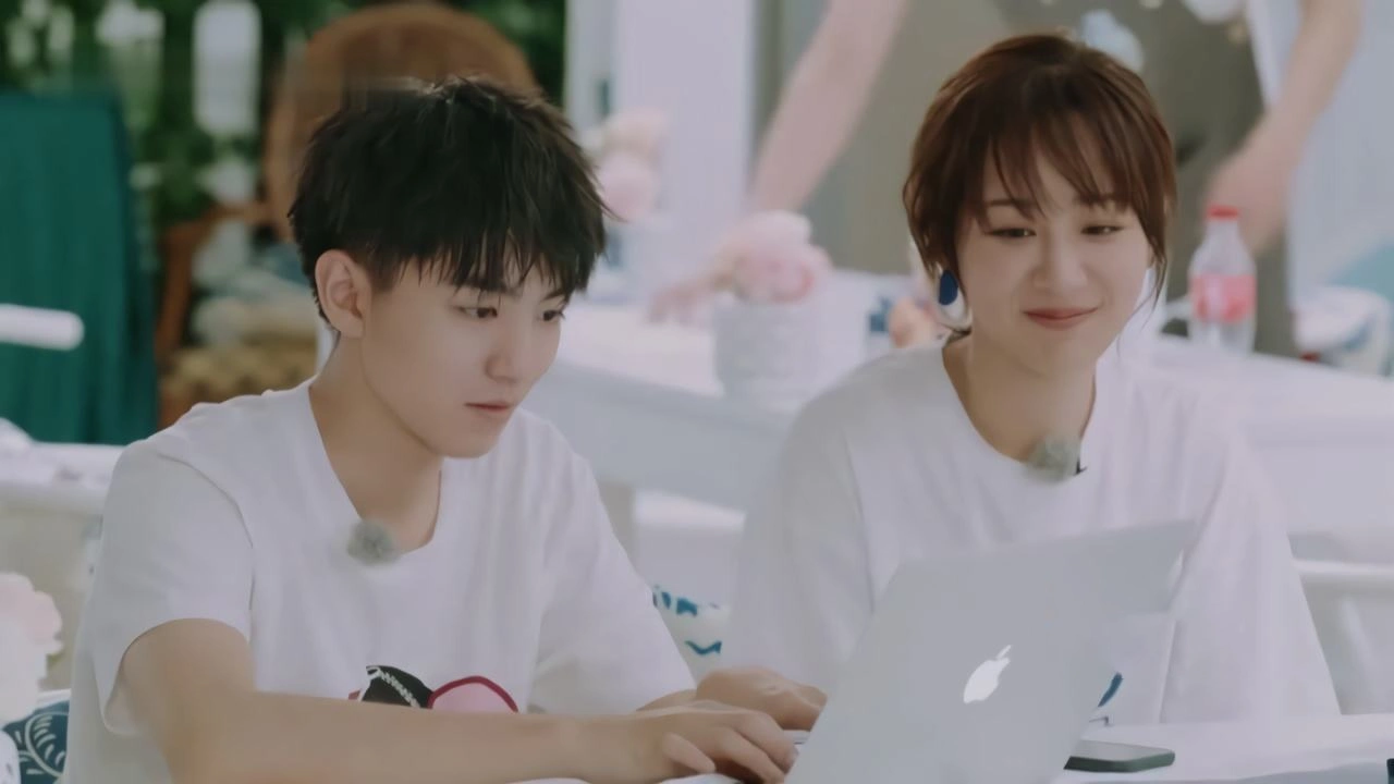 《中餐厅4》将在国内录制!张亮林大厨合体,杨紫王俊凯最受期待