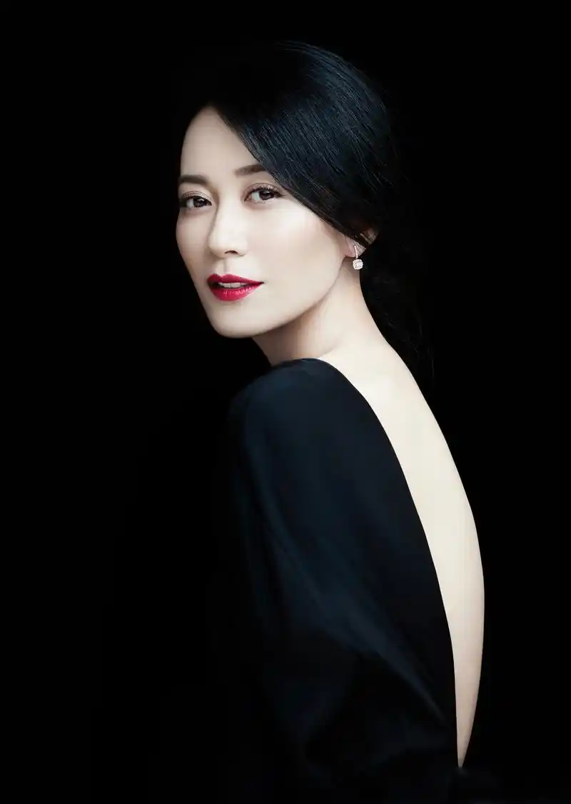 俞飞鸿浓妆惊艳写真图片24