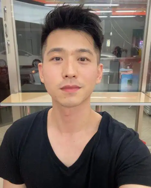 37岁离异男征婚照片(id:4684763)_黑龙江哈尔滨征婚交友_我主良缘网