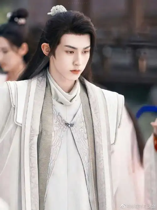 25岁#从钱三一这个角色开始我就很喜欢郭俊辰,无论是古装剧还是现代剧