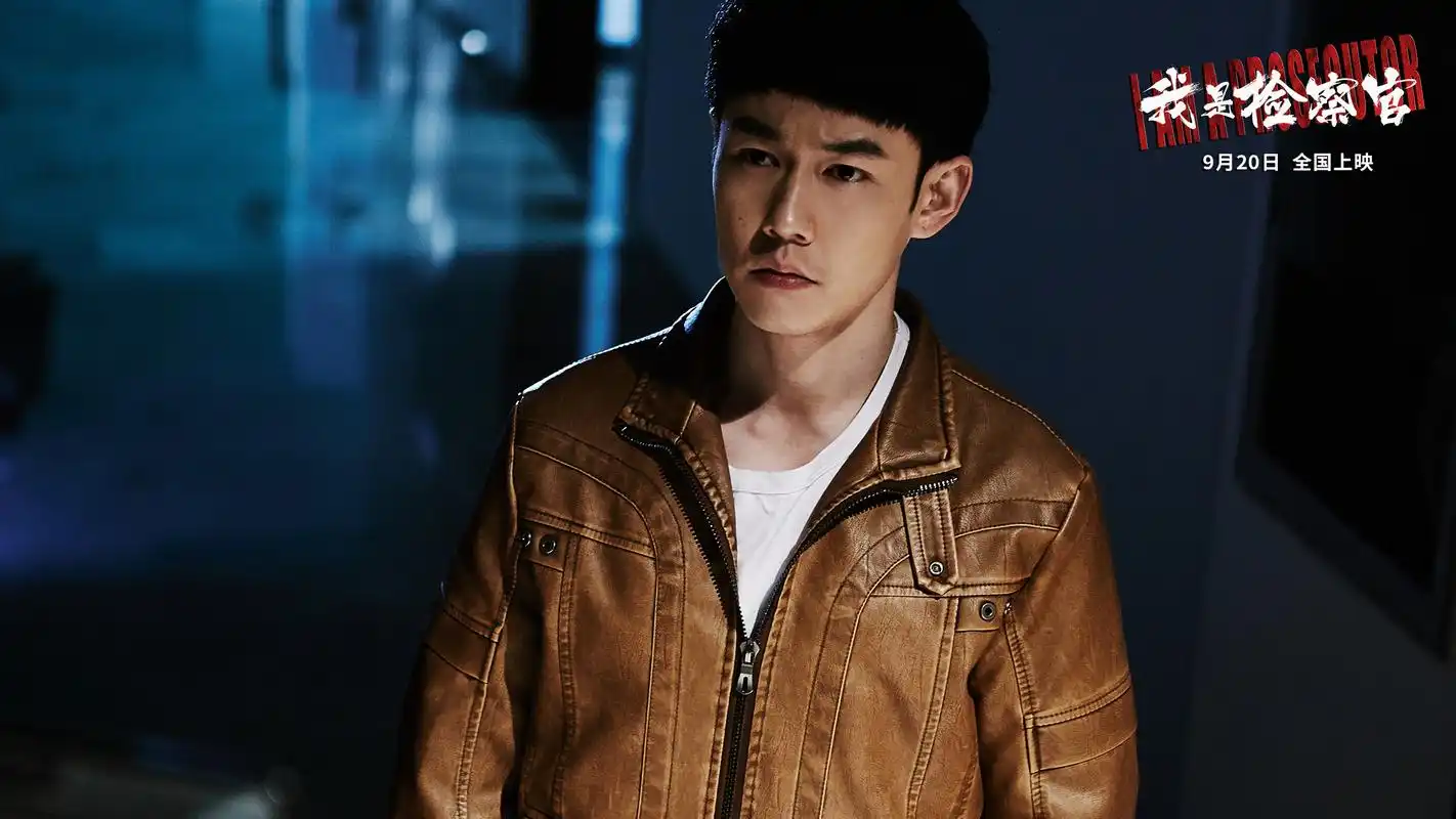 由著名导演高亚麟执导,青年演员宣言,邢佳栋主演,贵州省委宣传部,贵州