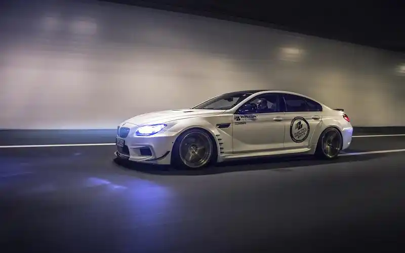 超炫宝马改装车高清图片电脑桌面壁纸下载