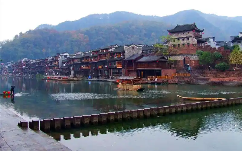 中国凤凰古城 风光风景宽屏壁纸壁纸图片 _ 中国凤凰古城[图片专辑] _