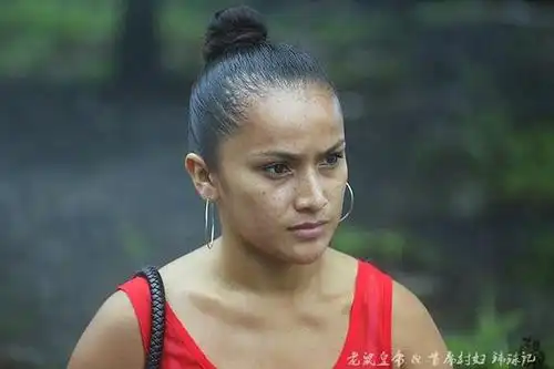 车到哥斯达黎加海边小镇purto viejo,我们住进了一个德国女人开的旅馆