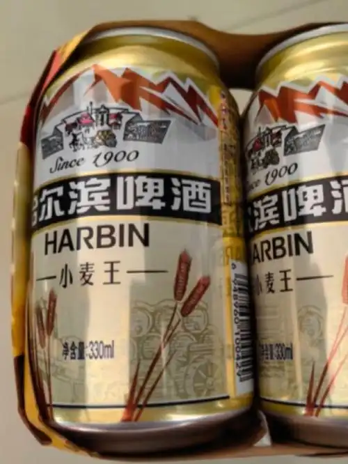 我最喜欢的啤酒之一哈尔滨小麦王!