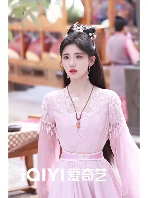 鞠婧祎我爱替身文学