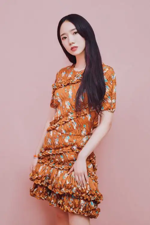 p>孟美岐,1998年10月15日出生于河南省洛阳市, span class="ref"