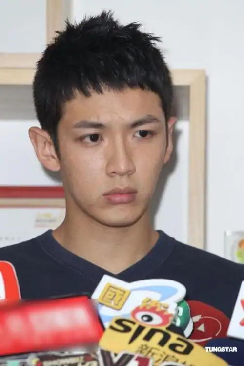 柯震东柯震东发型柯震东和萧亚轩