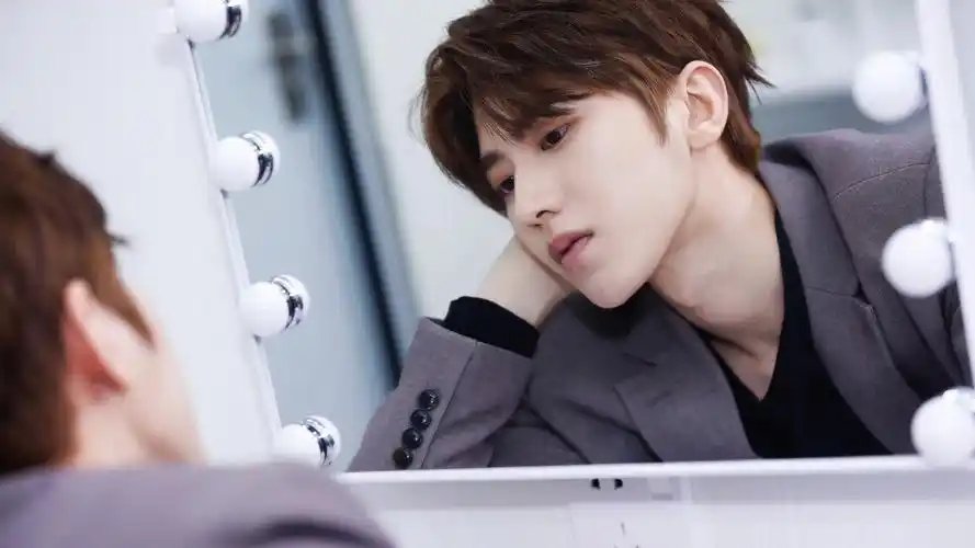 蔡徐坤 宽屏壁纸 2018/11/29(1)