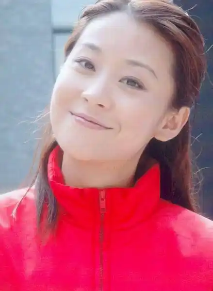 图苗圃出道时的照片清纯夫妇俩与王中军包机出国游