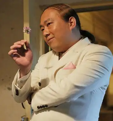 分手大师里面的唐大师