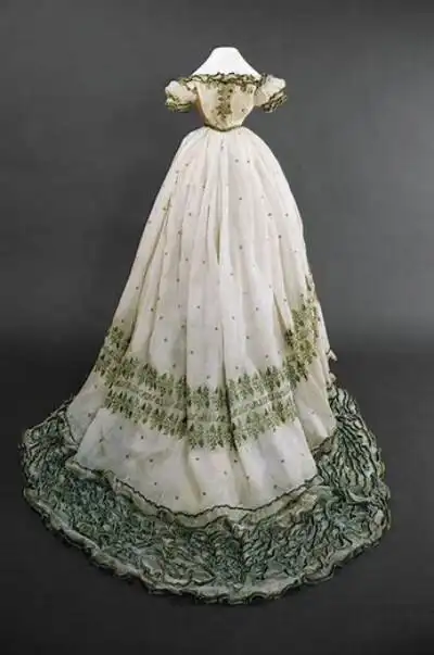 茜茜公主绿裙子(背面)