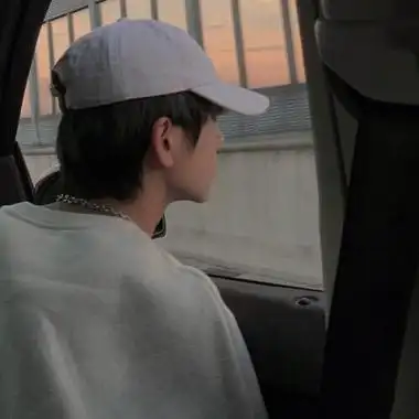 30岁生活照帅哥头像