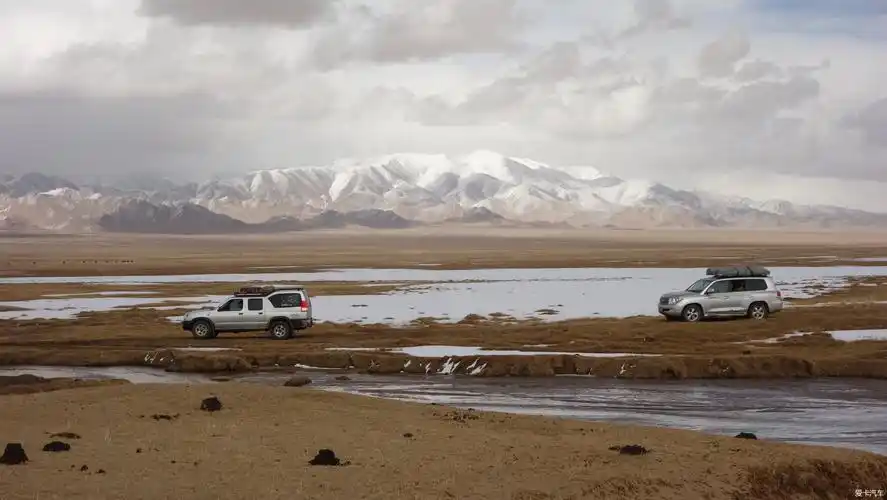 热搜冲顶中国四大无人区