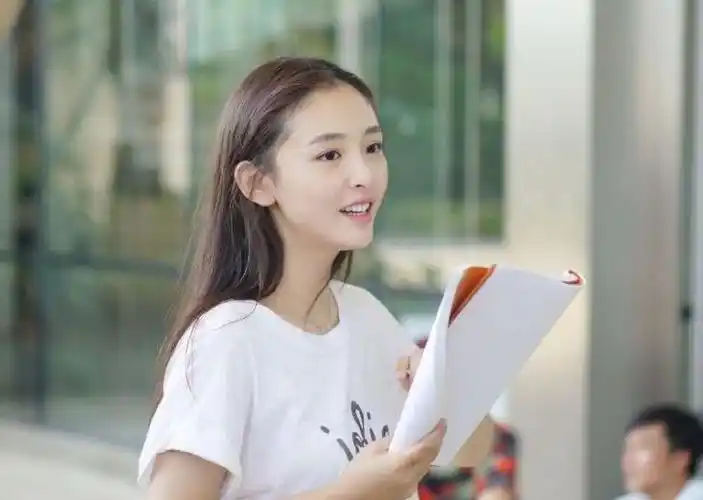 吴世勋为张艺兴新歌面纱打call(吴世勋女朋友吴燕娜) – 抖音库