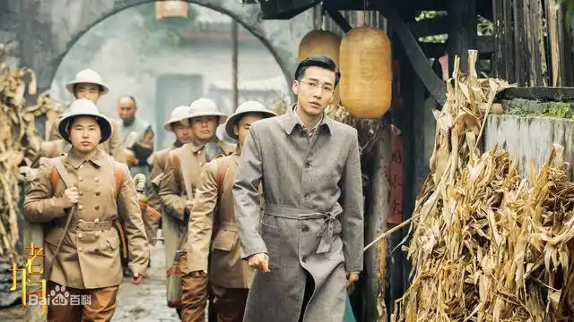 还记得2016年,邹廷威在热播剧《老九门》中不过几分钟的戏份,却引来