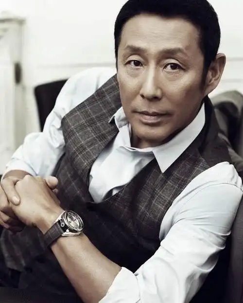 盘点中国大陆十大国宝级男演员,一起来感受他们演技的真正魅力!