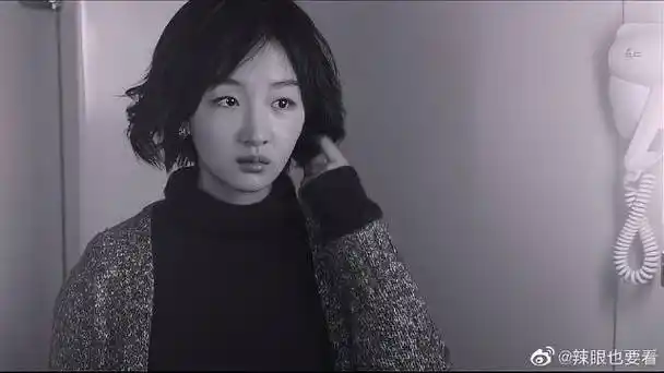 后来的我们:伊恩找不到凯莉,就如同我找不见你,时间毫无色彩!