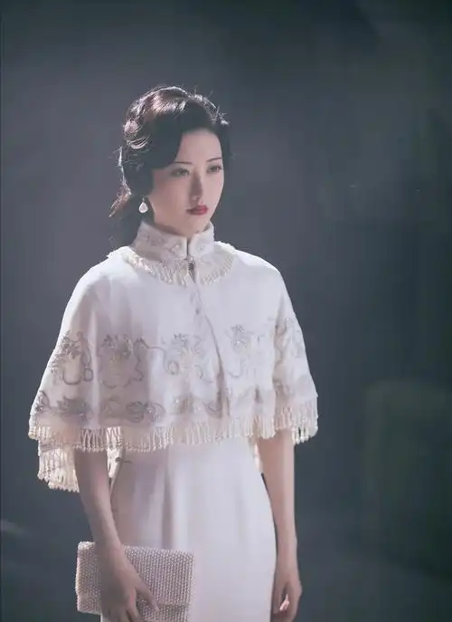 电视剧《司藤》让怎么捧都捧不红的景甜彻底火了.