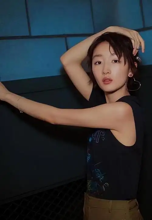 周冬雨这是换了个人吧史上整得最成功的我喜欢现在的她