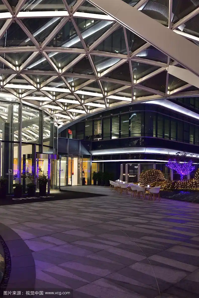 商场外景