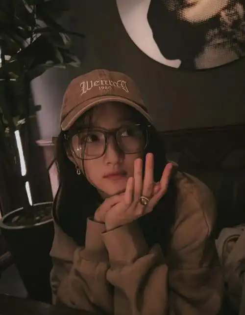 男友视角的关晓彤##关晓彤的手单独出道吧