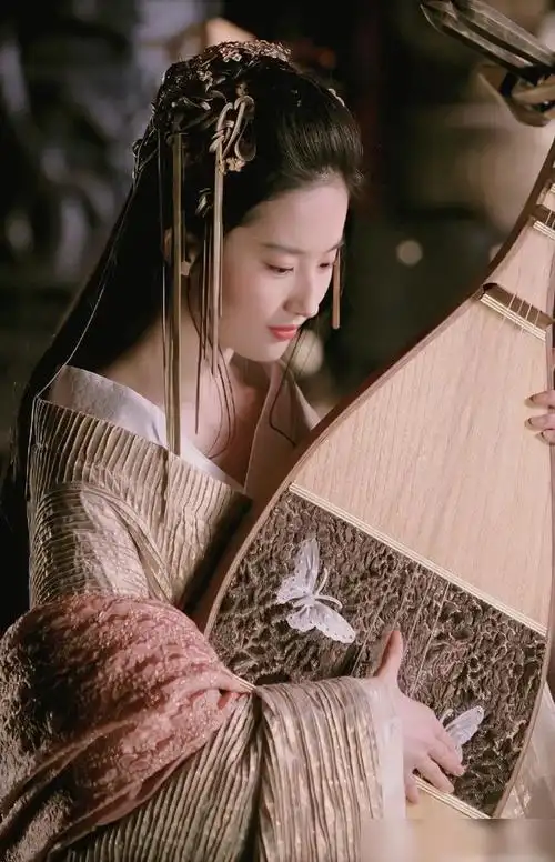 刘亦菲古装合集:时而仙气飘飘,时而温柔如水,怎一个美字了得!