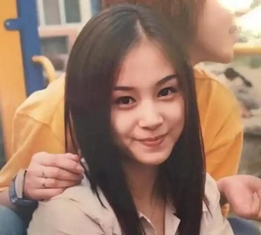 有一说一,王子文年轻时的长相,是不是直男杀手?