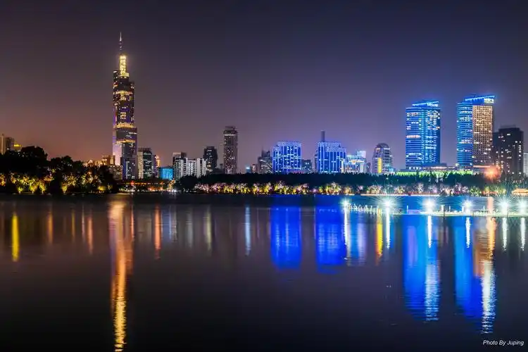 南京玄武湖日落及夜景2020-10-23 - 美篇
