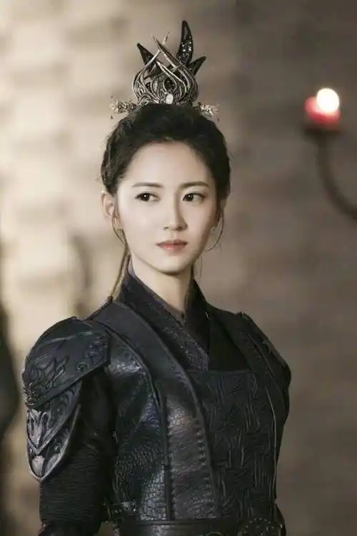 新《倚天屠龙记》剧程过半赵敏姗姗来迟,五十年最美扮演者竟是她_黎姿