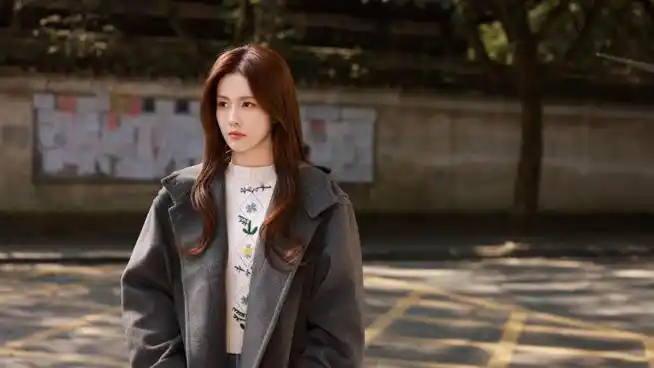 白鹿以爱为营##白鹿郑书意