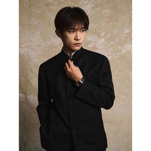 青年痞帅2024易烊千玺国潮春秋新中式夹休闲小西服套装立领 黑色西装