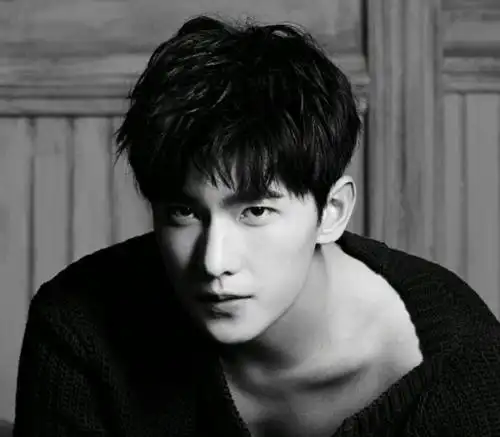 聊聊明星们的微博头像,刘亦菲的少女心,蔡徐坤