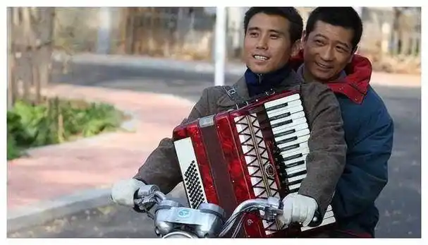 "星二代"李乃文:戏红人不红,与颜丙燕意难平,48岁终结婚_演技派_演艺