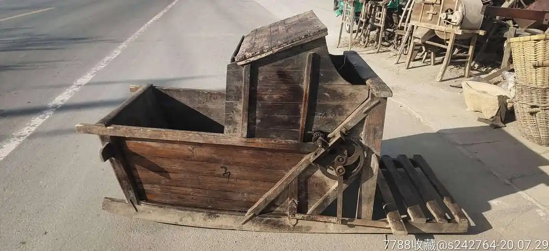 乡下收的稻谷机完整修正常使用包老.1560元不议价不包邮